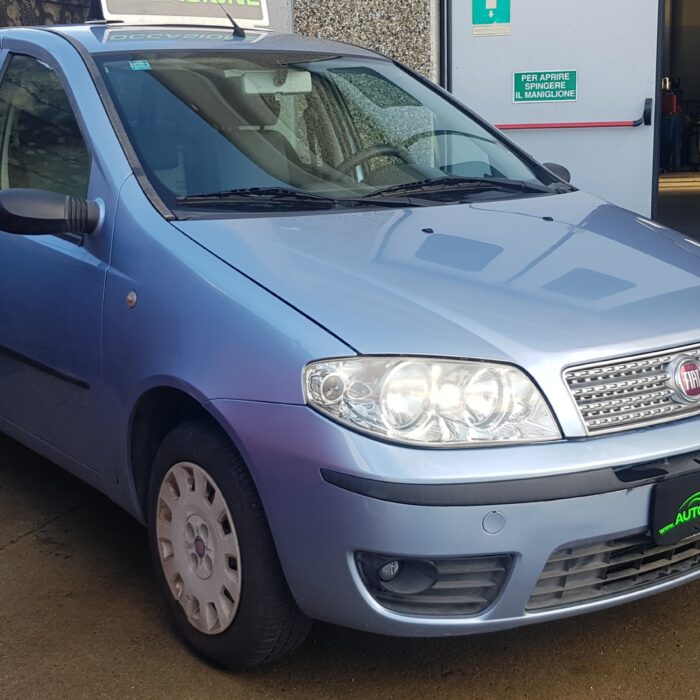 Fiat Punto 3* Serie, Classic, 5 porte. Imm. 11/2008. 1200 cc. Natural Power, alimentazione Benzina/ Metano. Revisione 2027 Collaudo bombole 2029 Info 3349810245