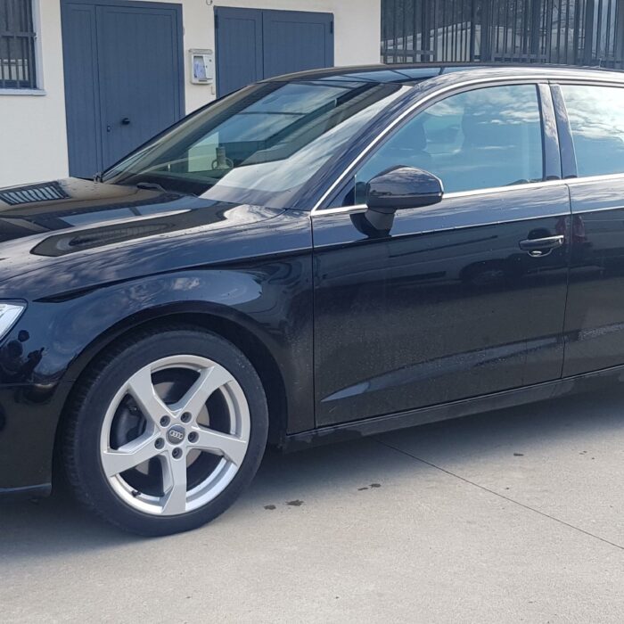 AUDI A3 SPB 2000 CC, 150 CV Diesel Unico proprietario. Imm 2017, lm 117.600, tagliandi certificati AUDI Revisionata 02/2025. perfette condizioni. Auto in C/V. Garanzia 12/24 mesi su richiesta. Info 334 981 0245